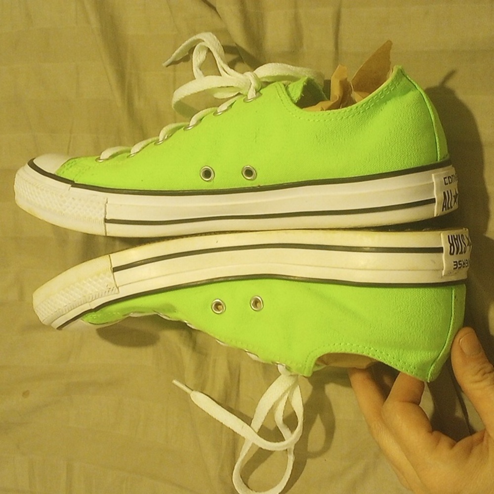 Converse , Neon green, mens 8, women's size 10, EUC - Picture 6 of 7